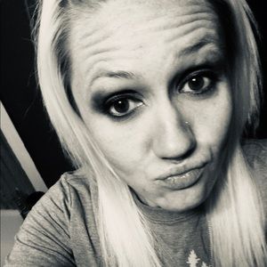 Meet your Posher, Stormy